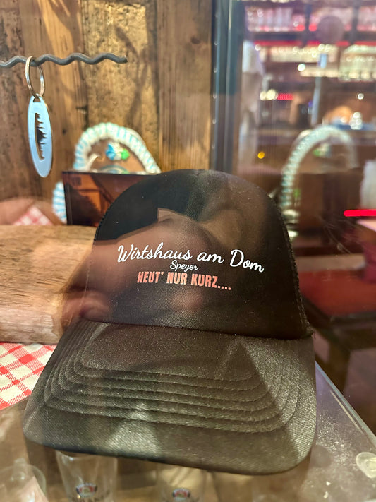 🧢 Wirtshaus am Dom Cappy – „Heut’ nur kurz…“